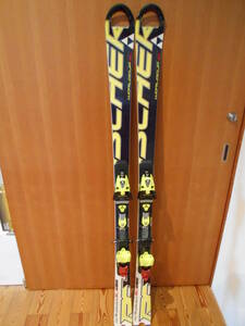 ４回使用のみ　フィッシャーRC４ WC SL　155cm エッジ研磨+ホットワックス済　fischer　rc4