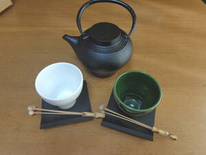 SANGO* Misato ceramics * tea utensils * tea time set * iron made small teapot * iron made Coaster * hot water .2 customer * unused * boxed 
