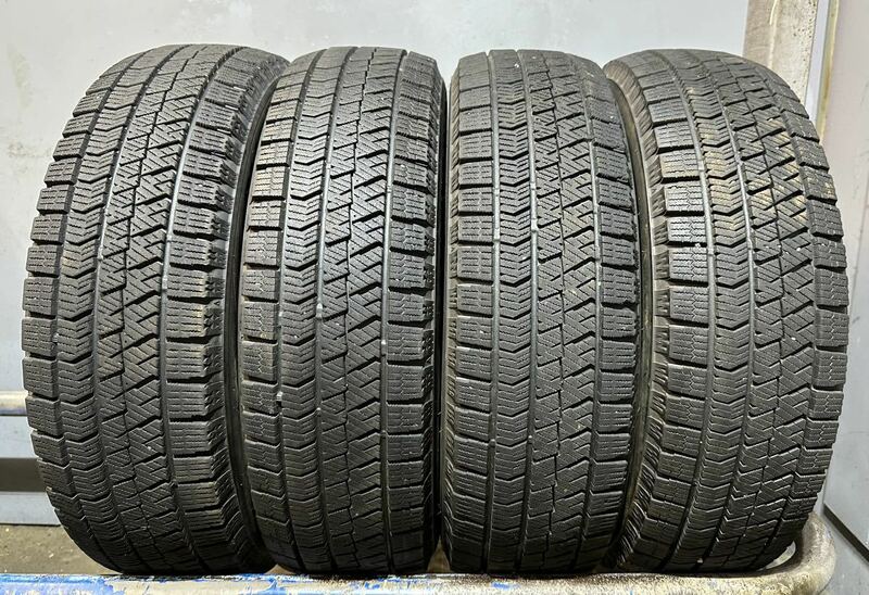 送料無料　165/65R14 79Q（　ブリヂストン　）BLIZZAK VRX2 4本 B.3