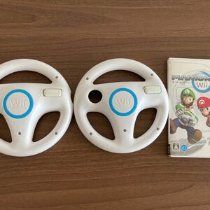 マリオカートWii ソフト(ハンドル2台付き)中古品　