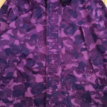 Fire camo スノボジャケット Lサイズ a bathing ape BAPE snow board jacket エイプ ベイプ purple camo ファイヤーカモ 迷彩 flame z6581_画像2