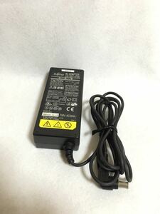 FUJITSU for laptop AC adaptor CAO1007-0720