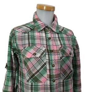 NB174 AVIREX アヴィレックス シャツ ブラウス トップス 羽織り 長袖 チェックシャツ コットン 綿 100% ピンク系 チェック柄 レディース Mの画像2