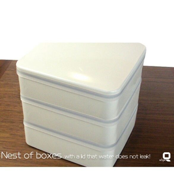 密閉蓋付き重箱 シンプルスクエア オフホワイト 三段