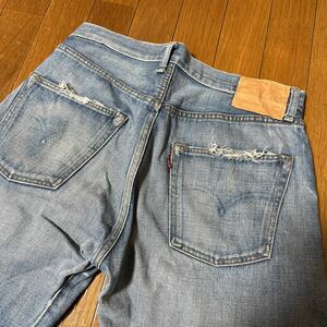 美品Levi's55501名作DENIMインチデニムパンツ古着 ボタンフライヴィンテージレプリカ皮パッチダメージ加工赤耳VINTAGE CLOTHING LVC