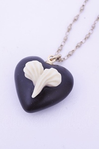 Q-pot. / Heart on chocolate necklace Y-23-03-24-001y-1-AC-QP-L-SZ-ZY