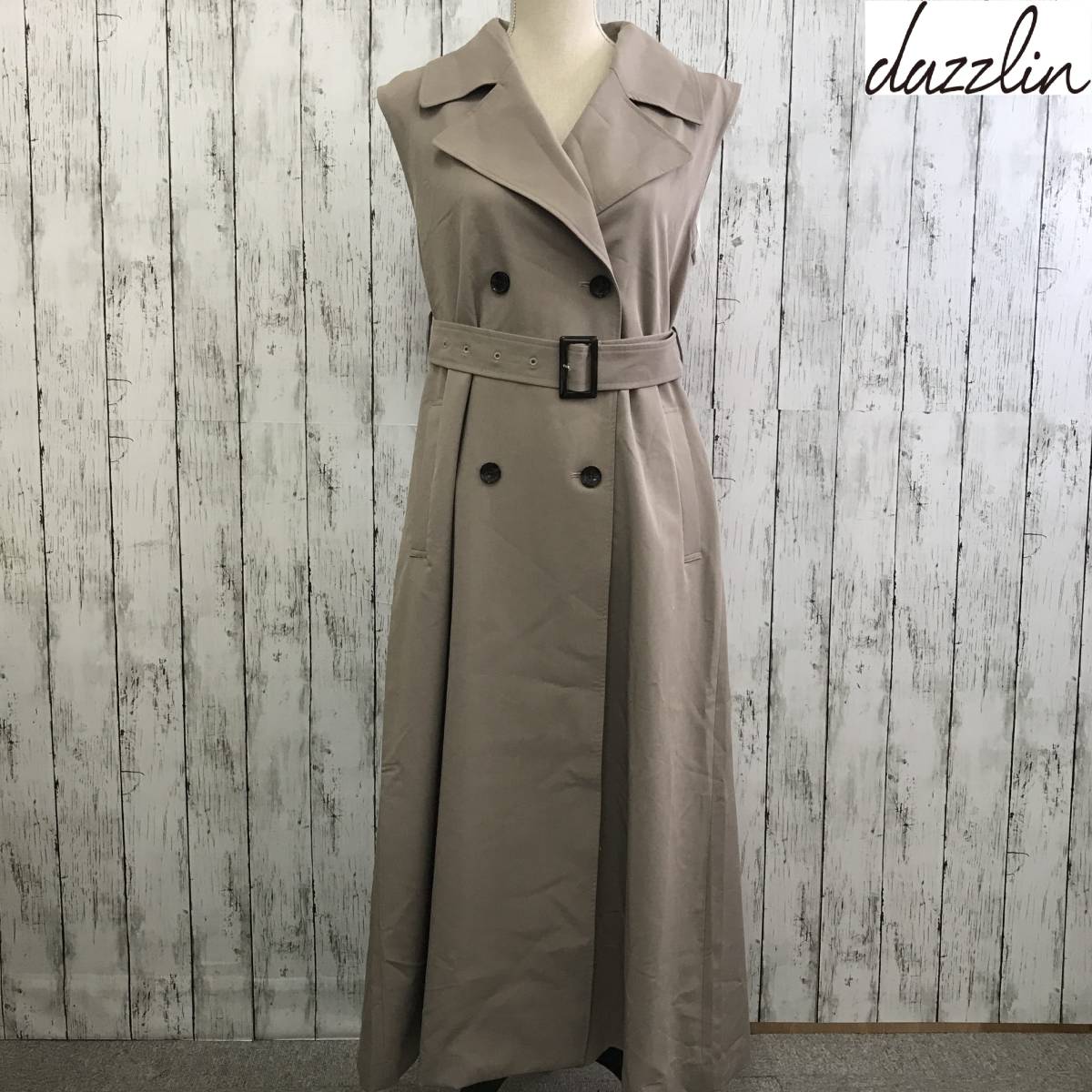 Yahoo!オークション -「dazzlin トレンチ」の落札相場・落札価格
