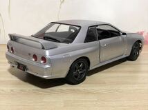 送料無料　当時物　1/12 エンジン付きプラモデル完成品 日産 スカイライン GT-R R32 フジミ FUJIMI NISSAN SKYLINE RB26DET_画像8