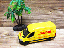 メルセデスベンツ スプリンター DHL (ミニカー 12.5cm) イエロー ワゴン 宅配便 トラック プルバック 西海岸風 インテリア アメリカン雑貨_画像2