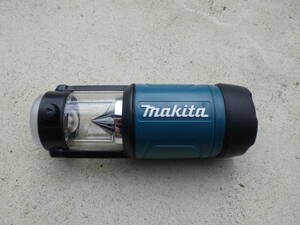 マキタ makita 充電式LEDランタン ML102