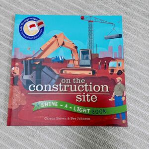 【美品】英語絵本　on the construction site