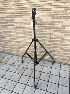 送料無料。中古。Manfrotto ART.608U 大型ライトスタンド ブラック BK 管理chiyo