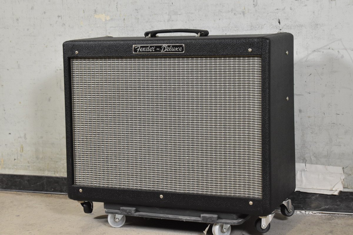 1005 Fender フェンダー Blues Deluxe PR246 アンプ-