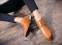 新品特売 ビジネスシューズ メンズ レザーシューズ 職人手作り 高級牛革 彫り レトロ 紳士靴 イギリス風 革靴 通勤 ブラウン 26.5cm_画像3