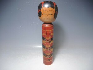 578/0 автор неизвестен kokeshi высота 30.5cm.. японская кукла традиция прикладное искусство традиция kokeshi 