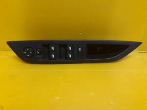  Peugeot 208 Allure P21 front window switch right 98421760ZD-00 (13122)