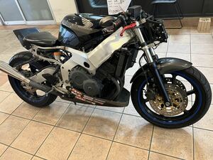 CBR250RR MC22ホンダ 中型　250cc