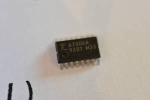 Fujitsu MB87006A CMOS PLL IC 新品未使用品