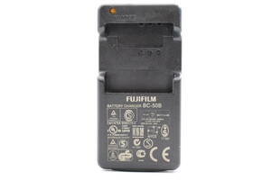 ★純正・完動・良品★Fujifilm 富士フィルム BC-50B 充電器 NP-50a NP-50(k-2291）