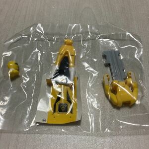  free shipping Len jerky Gekisou Sentai CarRanger yellow Racer unopened 2 piece equipped 