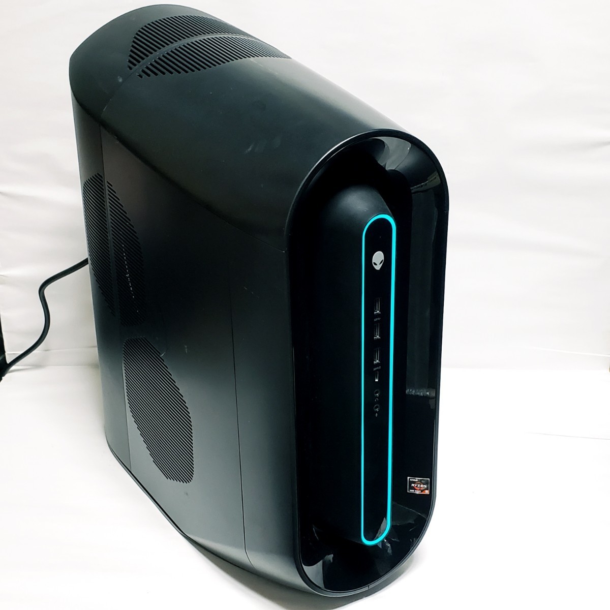 AURORA ALIENWAREの値段と価格推移は?|31件の売買データからAURORA
