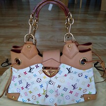 【値下げ即決】ルイ・ヴィトン　マルチカラー　ウルスラ　LOUIS VUITTON M40123 URULA MULTICO BLANC_画像2