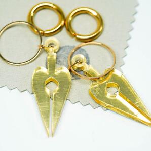 アイク・イーヴランド イヤリング にじさんじ互換 6cm 布巾付【残5のみ】