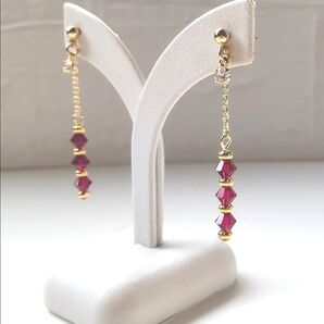 221.ハンドメイドピアス スワロフスキー ルビー 赤 14Kgf