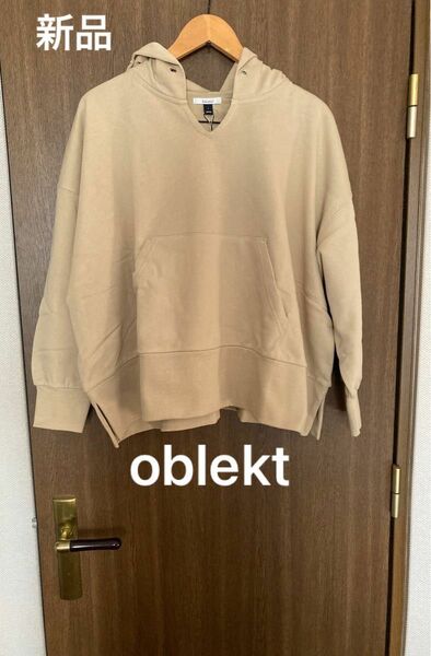 新品　パーカー 【高山都×oblekt】 オーガニックコットンワイドフーディー