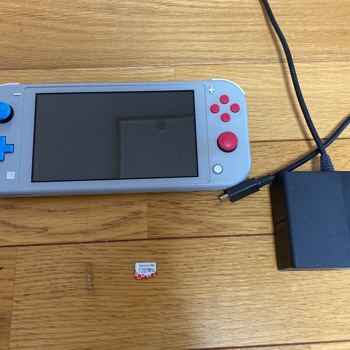 年最新ヤフオク! nintendo switch lite ザシアン・ザマゼンタの
