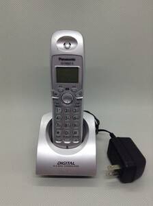 C36●Panasonic パナソニック 電話機 コードレス電話機 子機のみ KX-FKN521-S 充電台付き