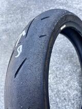 【中古】ダンロップ　SPORTMAX α-13 SP Hレンジ110/70R17 140/70R17 前後セット 22年製造 ⑤CBR250R mc41 250cc対応タイヤ_画像3