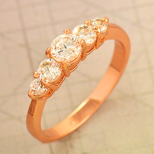 14 gold pink gold Phil docz diamond ring GL 14 number 