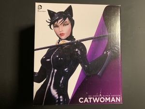 *DC COLLECTIBLES*DC COMICS SUPER HEROES *CAT WOMAN*MINI BUST