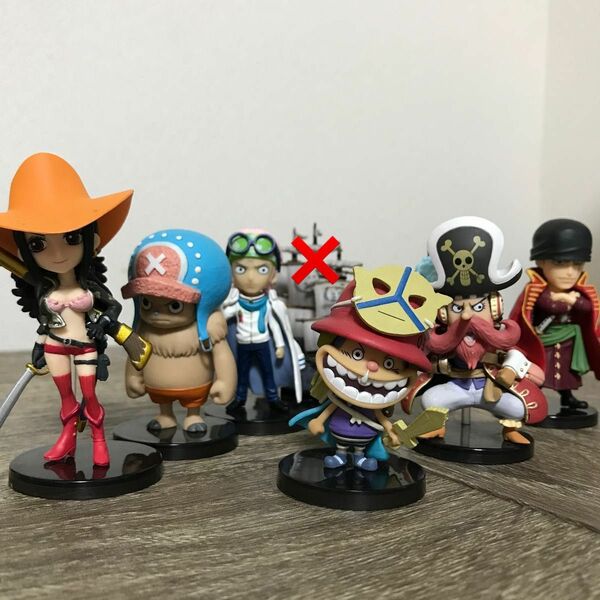 ONE PIECE ワールドコレクタブル　コビー　チョッパー　ニコロビン　FILMZ ウソップ　ゾロ　ガリ　６種