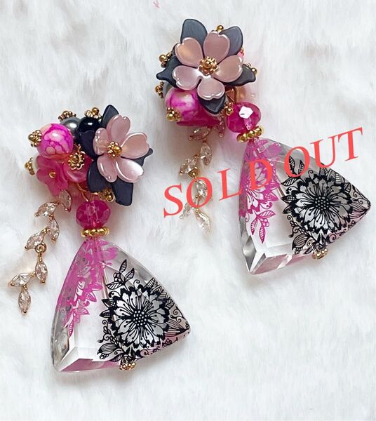 【345】ハンドメイド ヘアゴム ポニーフック/ピアス イヤリング