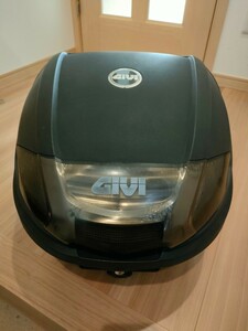 GIVI リアボックス トップケース