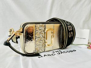 MARC JACOBS マークジェイコブス スナップショット カメラバッグ ショルダーバッグ ライトゴールド メタリックストライプ レディース