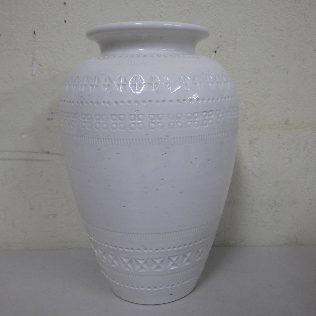年最新ヤフオク! 壺 イタリア 陶器の中古品・新品・未使用品一覧
