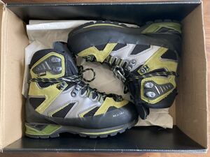 USED マムート MAMMUT 女性用 マジックGTX Magic GTX Women 3010-00580 22.5cm