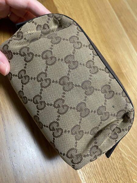 GUCCI グッチ ポーチ 化粧ポーチ 小物入れ