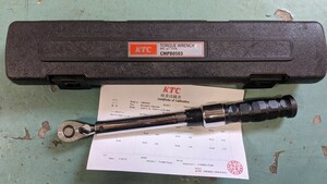 KTC 9.5sq プレセット型 トルクレンチ CMPB0503 使用少ない 中古 3/8 10～50N・m 工具 整備工具 