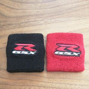 GSX-R（赤色＆黒色） マスターシリンダーカバー×2個