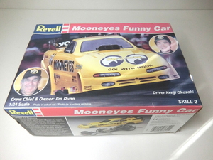 未組立 Revell Mooneyes Funny Car １／２5（Driver Kenji Okazaki) レア 発送80サイズ