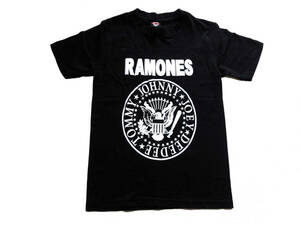 ラモーンズ RAMONES バンドＴシャツ Lサイズ 136