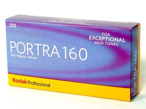 [2023-9期限] ポートラ160 PORTRA ブローニー120【5本入】ISO感度160 ネガカラー【即決】コダック Kodak CAT 180-8674★0041771808679