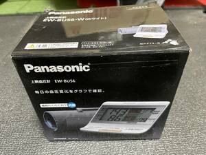 未使用展示品 上腕血圧計 EW-BU56 パナソニック Panasonic ホワイト EW-BU56-W ACアダプター欠品