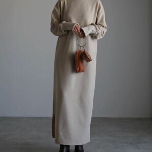 【新品】bonjour sagan バックヘンリーワンピース　ベージュ