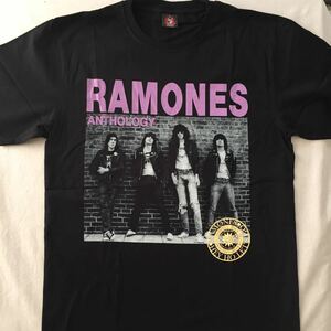 バンドTシャツ　ラモーンズ (Ramones） 新品 L