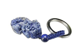 Art hand Auction Rare natural lapis lazuli carving Hikyuu medium-sized natural stone stainless steel keychain Prime, miscellaneous goods, key ring, Handmade